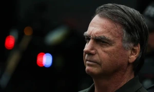 Jair Bolsonaro deixa hospital e inicia prisão domiciliar de 90 dias