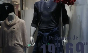 Impostos representam quase metade do preço de roupas no Brasil