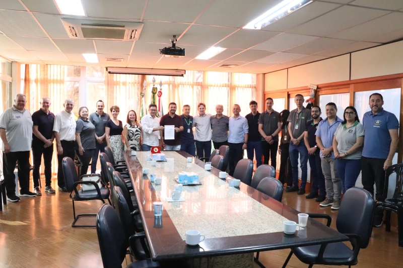 Lançado o Projeto Abril Verde na prefeitura de Marechal Cândido Rondon