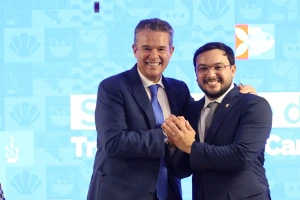 Édipo Araújo toma posse como novo ministro da Pesca
