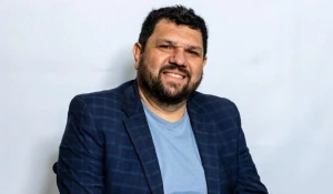 Oswaldo Eustáquio se filia ao PL e será candidato a deputado federal no Paraná