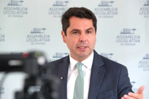 Curi diz que Republicanos autorizou candidatura mesmo sem aval de Ratinho Jr.