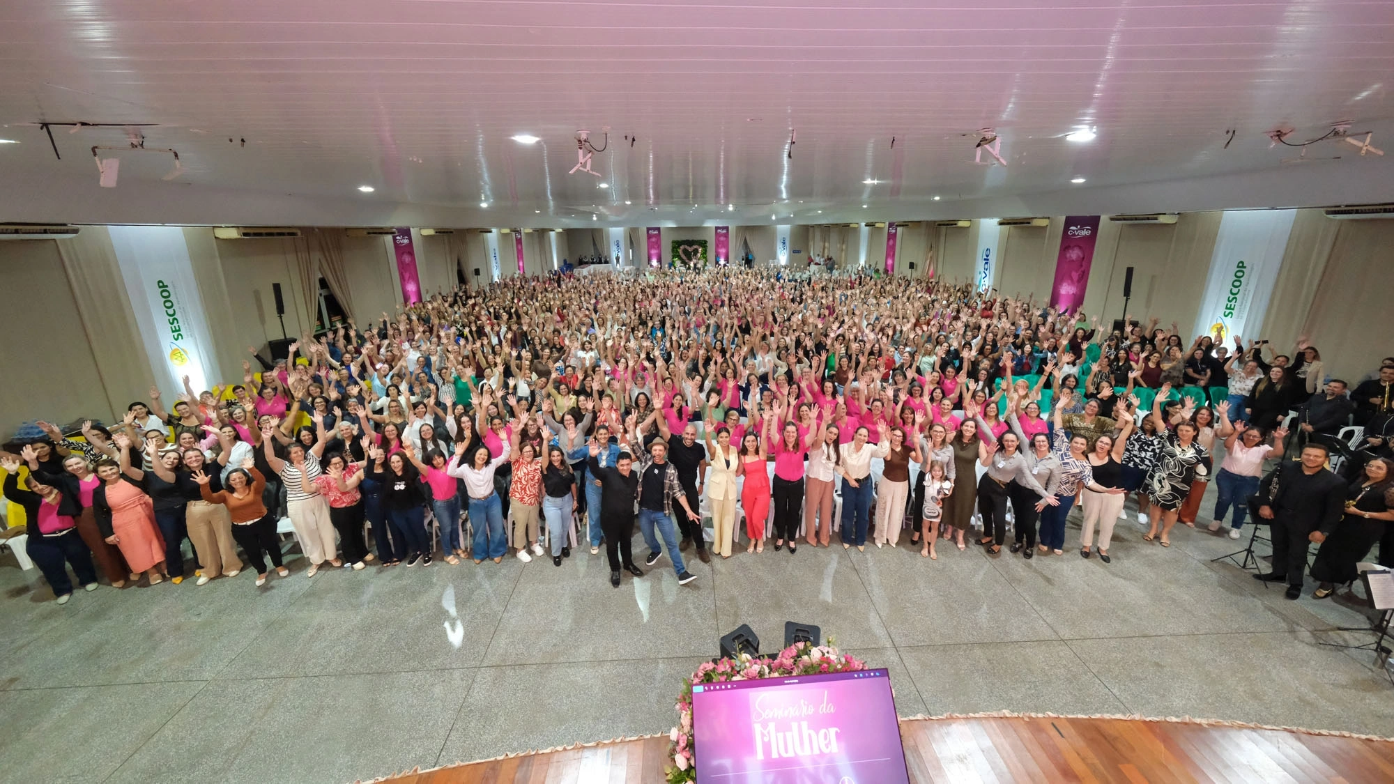 Seminário da C.Vale empolga mil mulheres