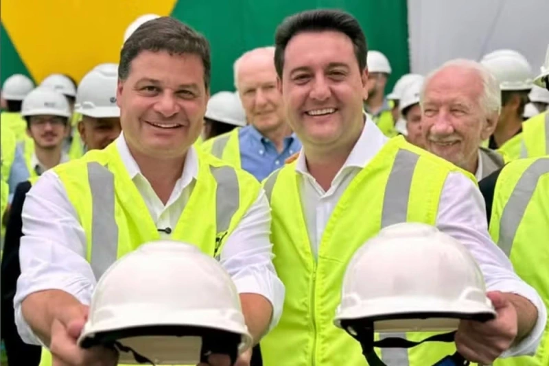 Ratinho Junior escolhe Sandro Alex para disputar sua sucessão no governo do Paraná