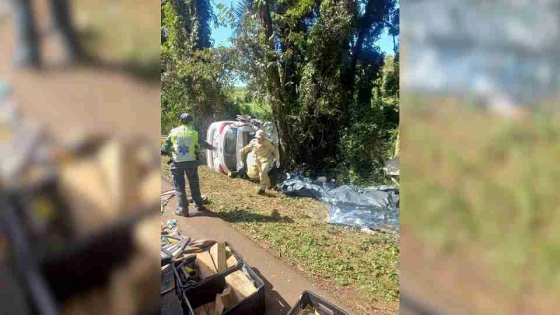 Quatro pessoas morrem em grave acidente no interior do PR