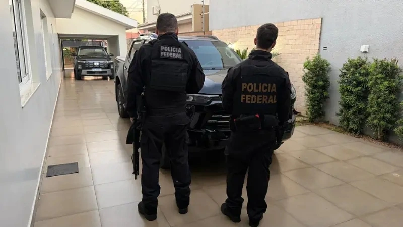 Polícia Federal realiza operação contra grupo suspeito de lavar dinheiro no oeste do Paraná