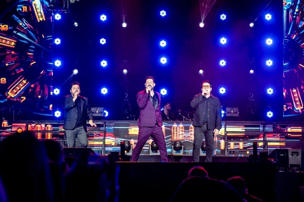Após abertura de sucesso, Expo Rosa 2026 tem show do Corpo e Alma nesta sexta