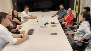 Integrantes do Executivo rondonense e da Acimacar voltam a cobrar a finalização da obra da sede do BPFron