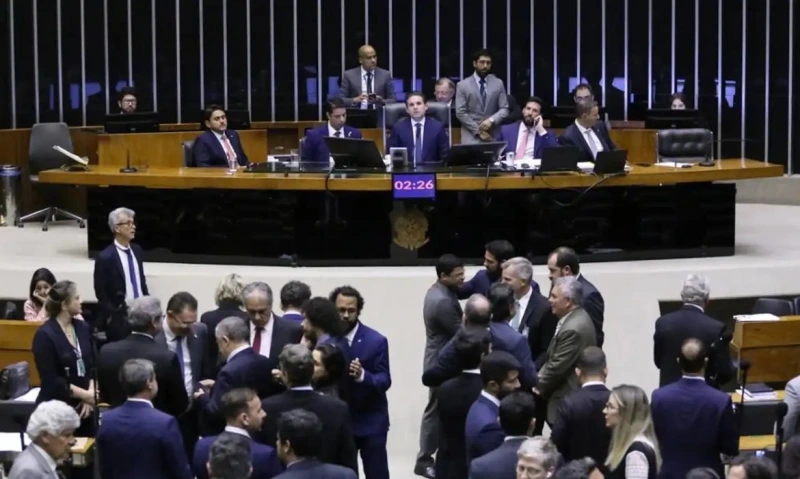 Congresso derruba veto do governo sobre dosimetria