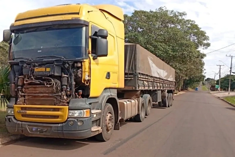 PM prende caminhoneiro paraguaio por embriaguez ao volante em Francisco Alves