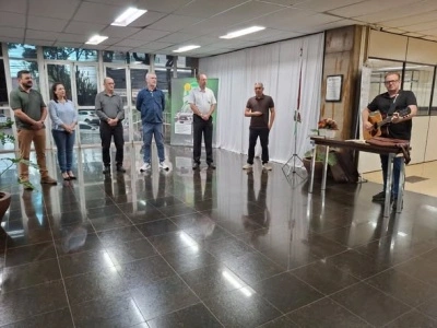 Semana inicia com ato devocional no paço municipal