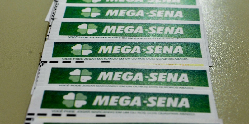 Mega-Sena acumula novamente e prêmio principal vai para R$ 130 milhões