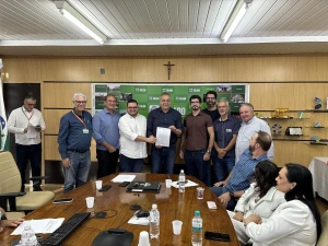 Leis sobre eventos e utilidade pública recebem sanção do Executivo Municipal de Toledo