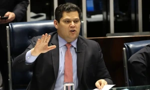 Prazo de Lula acaba e Congresso promulga nova lei sobre dosimetria de penas