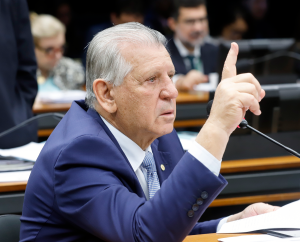 Deputado federal Sperafico assina PEC da redução da maioridade penal