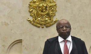 DC lança Joaquim Barbosa à Presidência no lugar de Aldo Rebelo