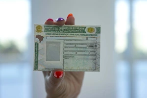 Justiça suspende certificações de CNH feitas por instrutores autônomos no Paraná