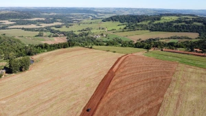 Iniciada a pavimentação asfáltica na Linha Eldorado, interior rondonense