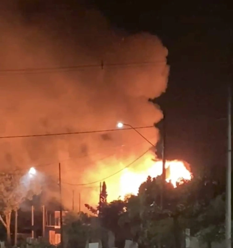 Incêndio destrói residência em Novo Sarandi e convivente da moradora é apontado como suspeito