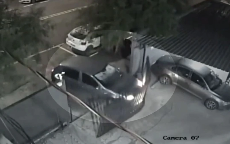 Homem que invadiu Delegacia em Toledo agrediu a mãe e subtraiu o carro dela antes do crime