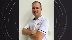Empresário morre após carro bater de frente com carreta entre Missal e Medianeira