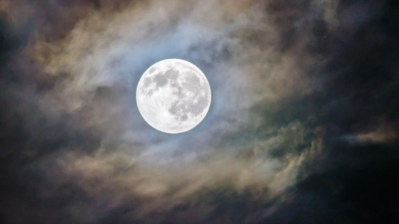Lua Azul e microlua acontecerão no final deste mês