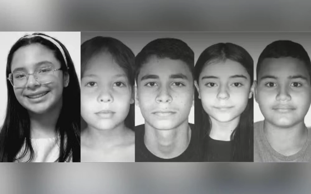 Cinco estudantes de colégio militar morrem em acidente entre van escolar e caminhão na GO-518