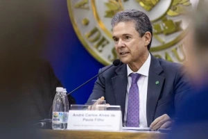 Governo considera Plano Safra de R$ 550 bilhões, diz ministro da Agricultura