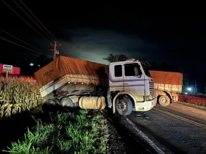 Acidente envolvendo caminhão e dois carros é registrado na PRC-467, em Marechal Rondon