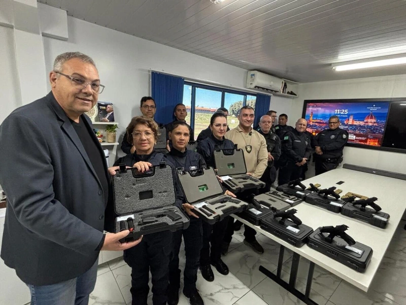 Prefeitura entrega novos armamentos e reforça atuação da Guarda Municipal de Toledo