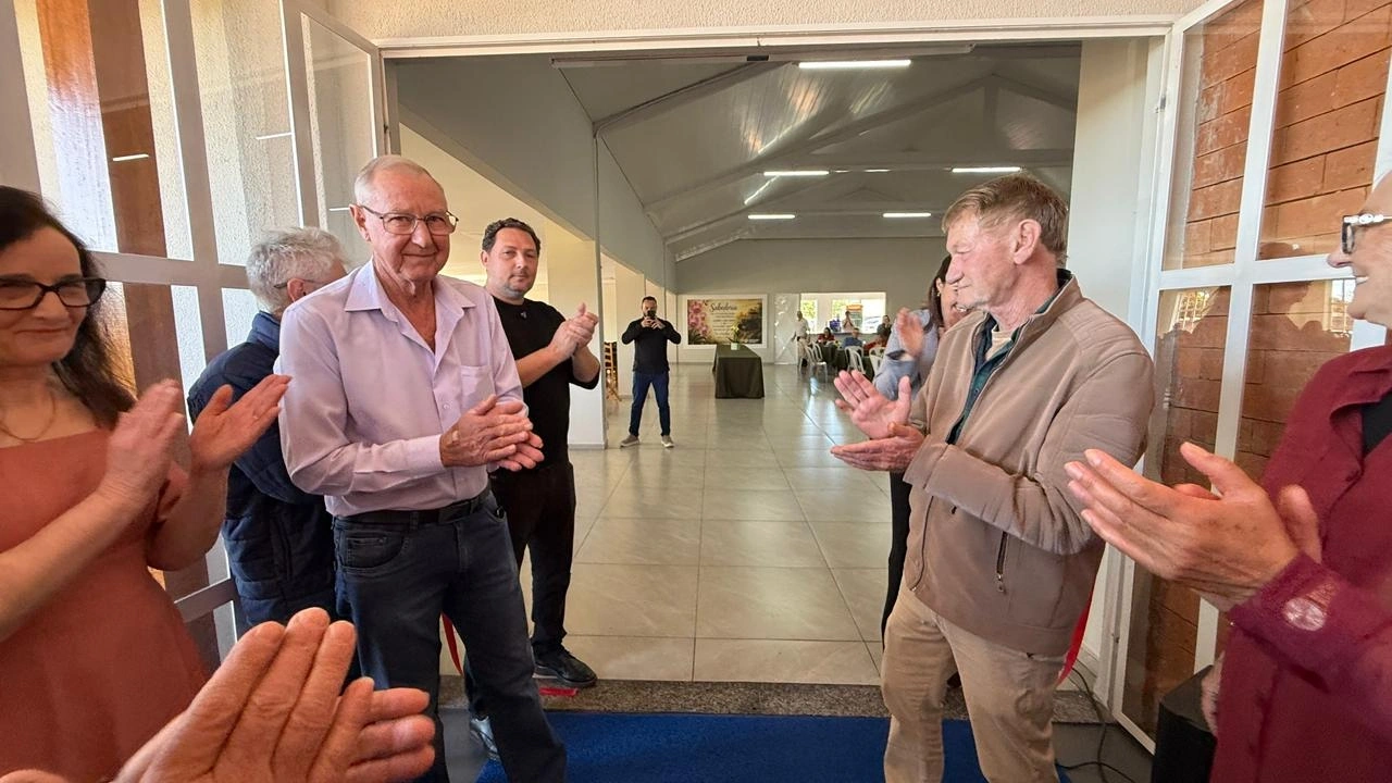 Maripá reinaugura Centro Comunitário dos Idosos de Candeia após ampla revitalização e investimento superior a R$ 800 mil