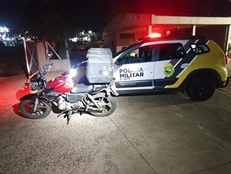 Homem é preso por embriaguez ao volante após transportar criança em motocicleta em Cascavel