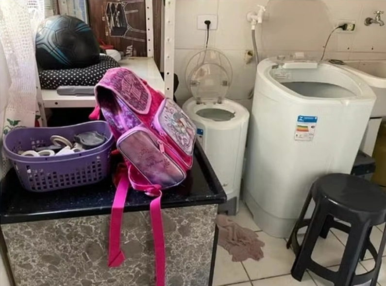 Madrasta de menina que morreu afogada após cair em máquina de lavar roupa no PR é condenada a mais de 8 anos de prisão