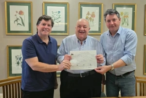 Após aceno de Ratinho e do PSD, MDB mantêm apoio à candidatura de Greca