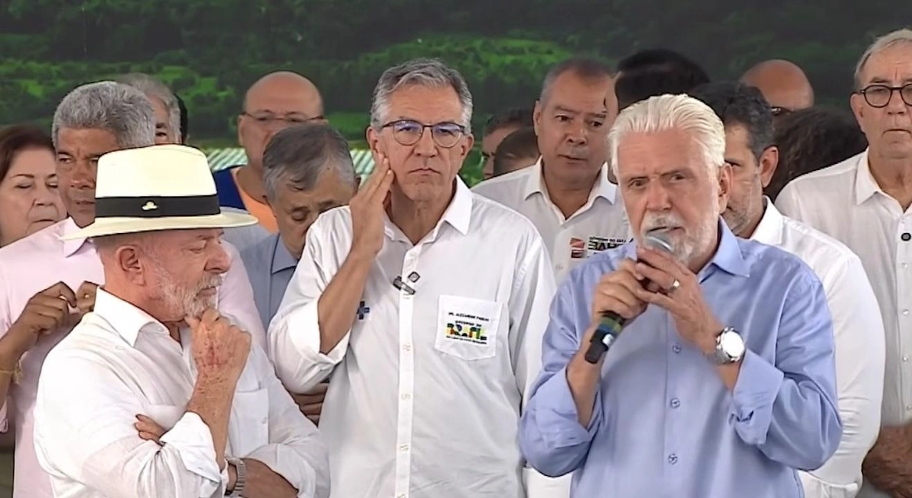 Lula chama Wagner de irmão em meio a investigações do Master