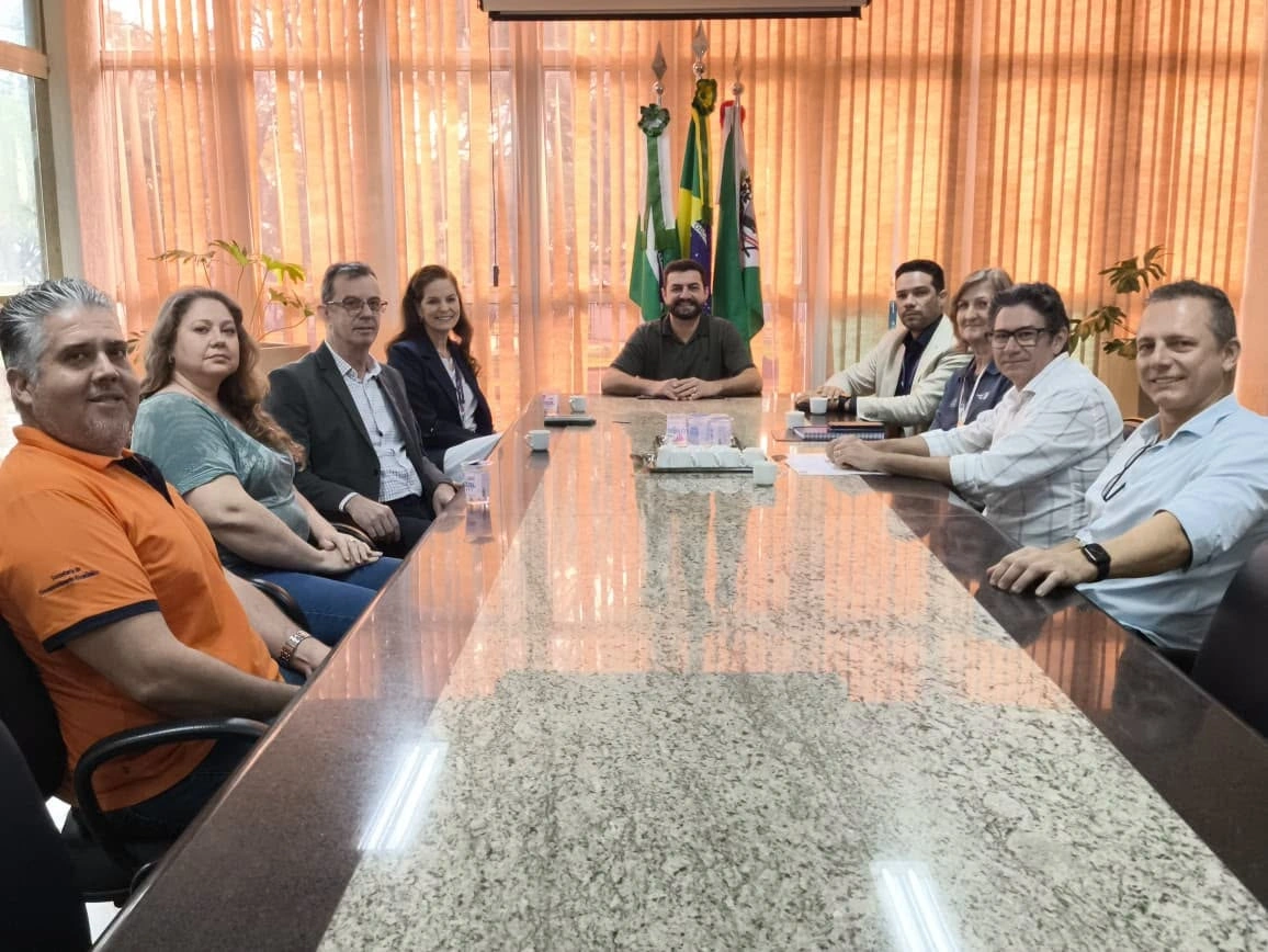 Prefeitura rondonense, SENAI e SESI firmam parceria que garante 19 capacitações para 365 alunos