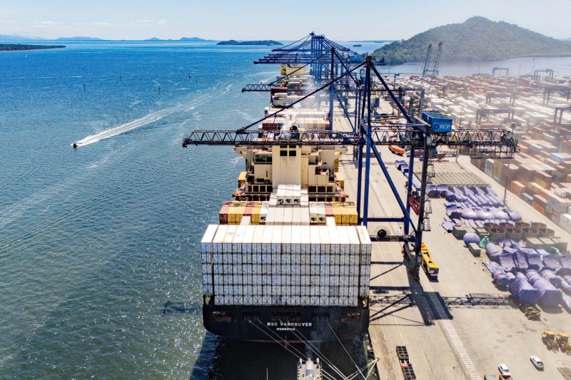 Tarifa dos EUA pode custar US$ 11 bi ao Brasil