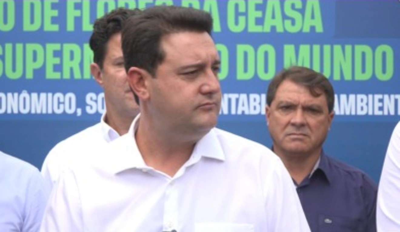 Ratinho vai anunciar vice de Sandro Alex só depois da convenção do PSD
