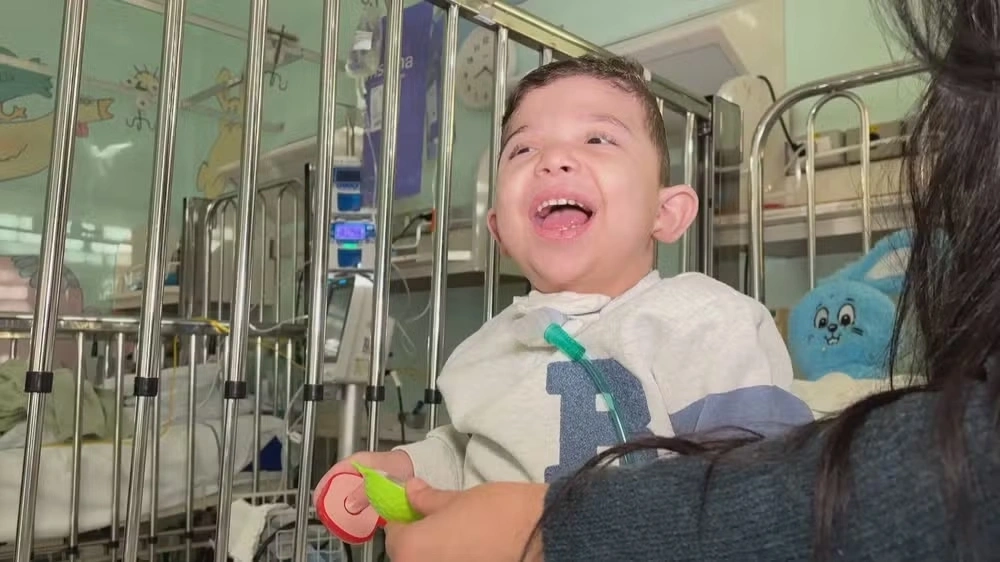 Após viver toda a vida no hospital, menino de 3 anos e meio consegue na Justiça direito ao home care no RS