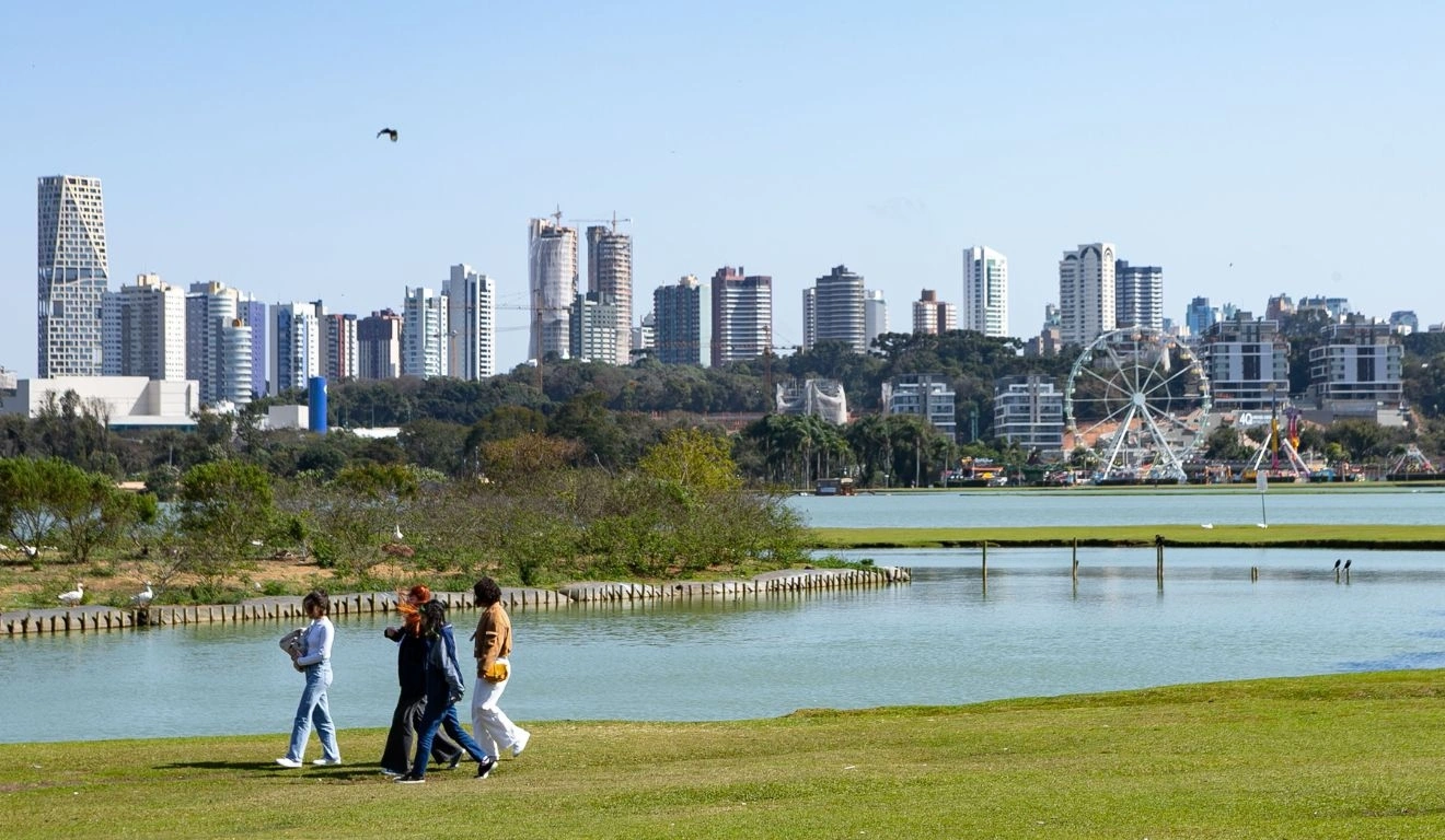 Gangorra nas temperaturas: máximas vão de 30ºC a 23ºC no Paraná nesta semana
