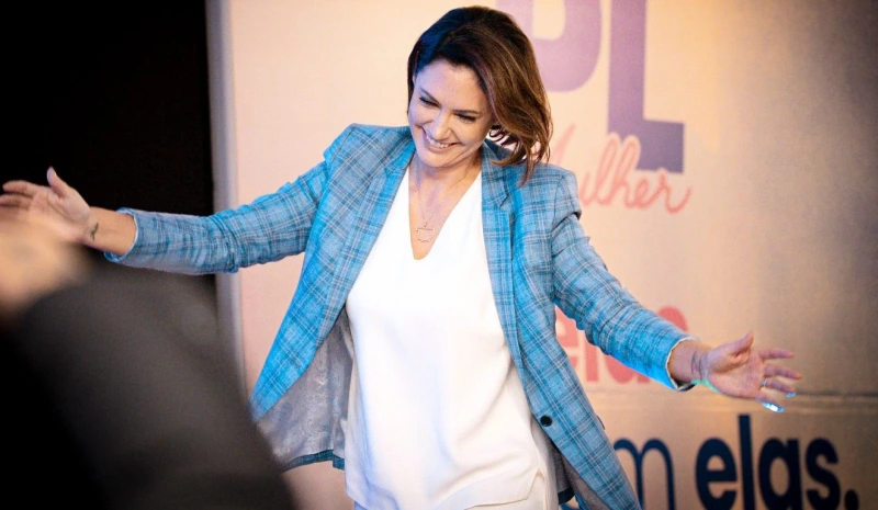 Michelle Bolsonaro confirma candidatura ao Senado pelo DF