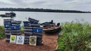 672 quilos de maconha são apreendidos em barcos usados no tráfico no Lago de Itaipu