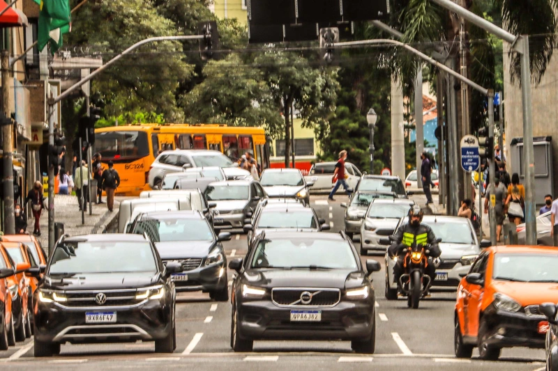 Licenciamento 2026 começa a vencer no Paraná; veja quando pagar