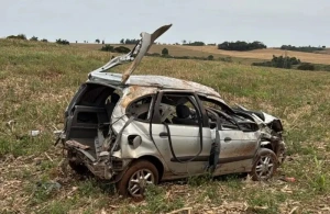 Motorista morre no hospital após capotamento na PR-239 no PR