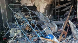 Incêndio destrói oficina e 11 motocicletas em Toledo; prejuízo pode passar de R$ 1 milhão