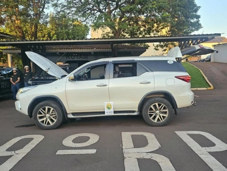 Hilux furtada em Palotina é recuperada e motorista preso em Toledo