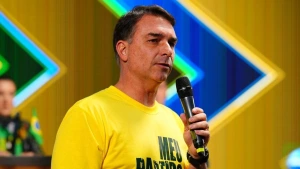 Flávio: "Sem ministros do Lula no STF, o Judiciário vive"