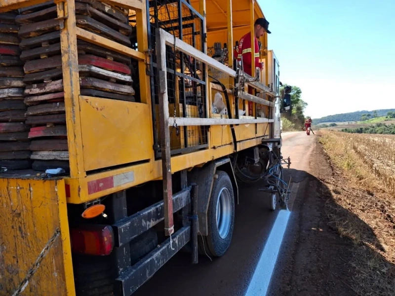 Iniciada a pintura da rodovia que liga a sede rondonense a Margarida e São Roque