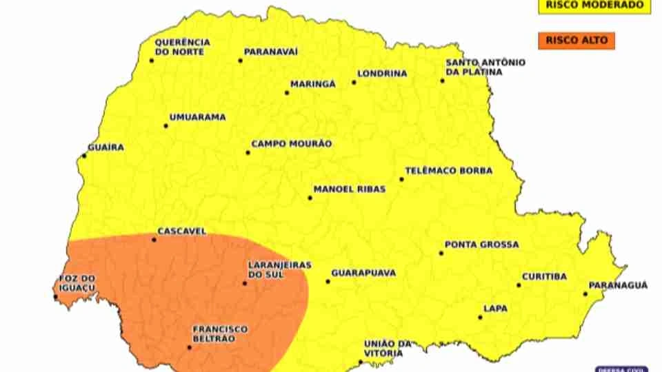 Chuva volta ao Paraná nesta sexta e permanece até terça-feira, prevê Simepar