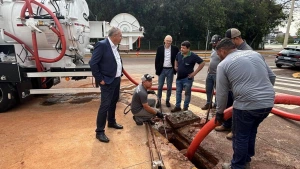 Prefeitura de Toledo adquire equipamento para desobstrução de bocas de lobo e galerias pluviais